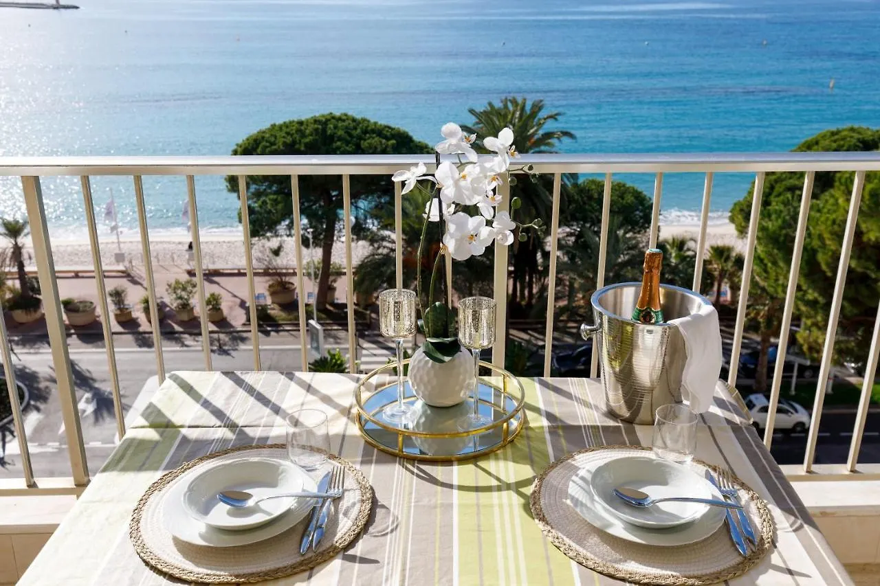 On La Croisette Fabulous Sea View 1 Bed Apartamento Cannes